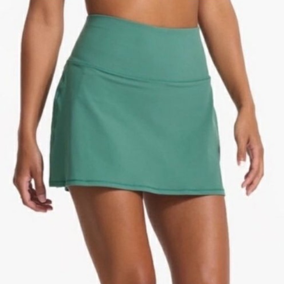 Vuori Volley Skirt Cactus Green Skort Performance Tennis XL - Picture 2 of 5